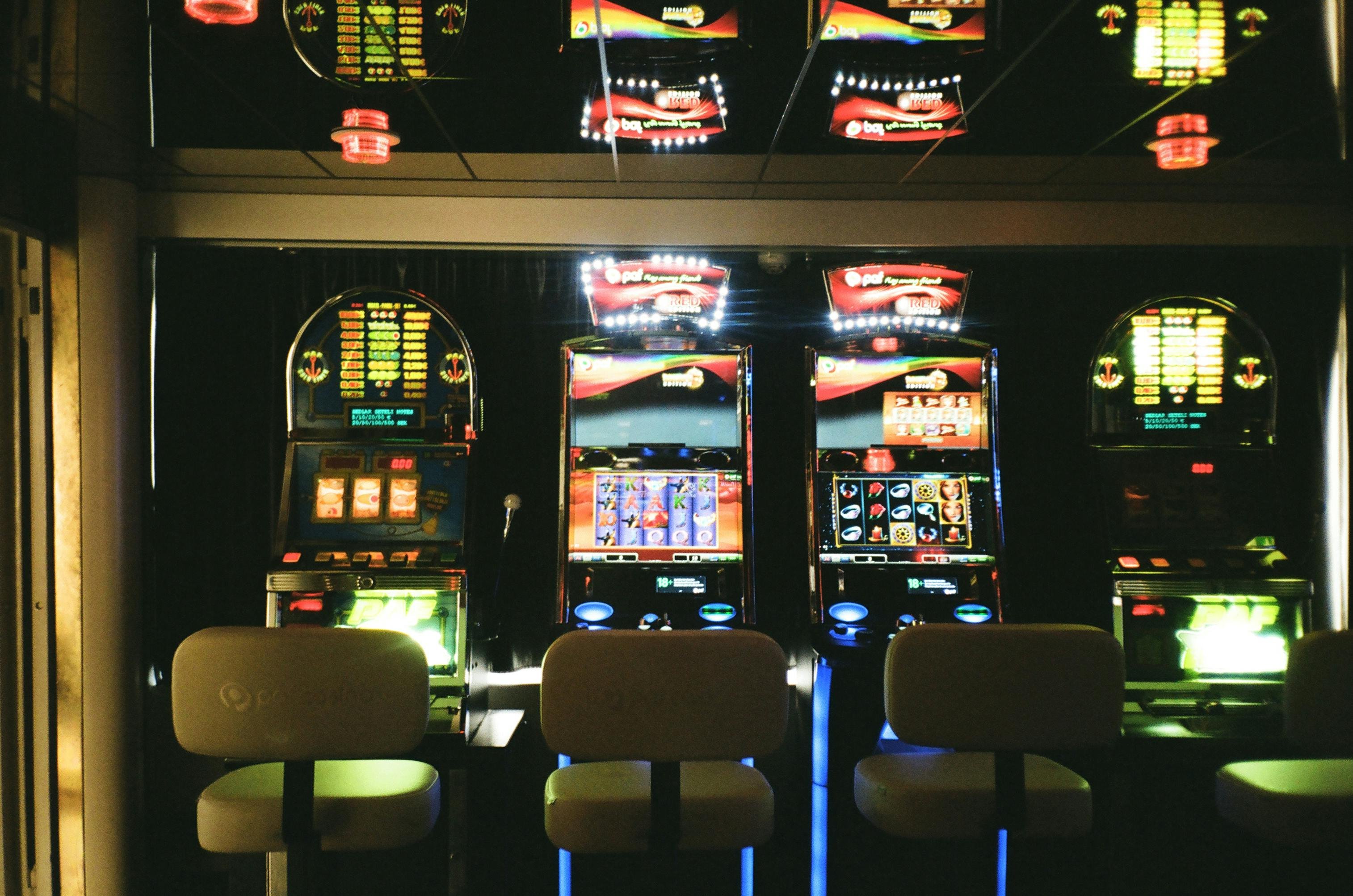 Tampilan permainan Caishen Wins di layar mobile bantengslot